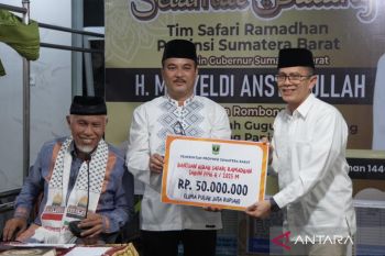 Pimpin TSR Pemprov, Gubernur Mahyeldi kunjungi masjid Hidayah Padang Panjang
