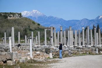 Potret Timur Tengah: berkunjung ke situs sejarah terkenal di Antalya