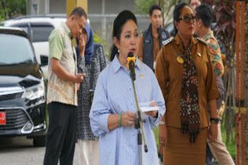 Anggota DPR serahkan alsintan pada 40 kelompok tani di Gunungkidul