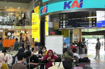 Lalu lintas padat, KAI imbau pemudik berangkat lebih awal ke stasiun
