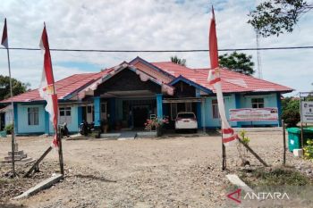 Pemkab Mukomuko serahkan bantuan untuk korban bencana