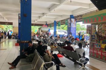 Pemudik di Terminal Kampung Rambutan didominasi tujuan Sumatera