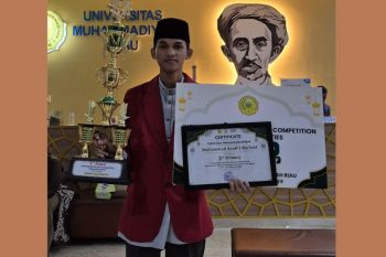 Mahasiswa Hukum UMPR juara tiga MHQ Internasional