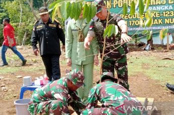Lembaga adat Biak minta pengusaha OAP suplai menu program MBG
