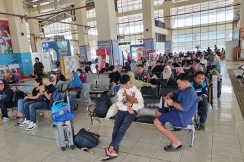 Puncak arus mudik di Terminal Pulo Gebang diprediksi 28 - 30 Maret