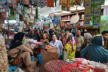 Wali Kota Semarang: Harga komoditas  masih terkendali jelang Lebaran