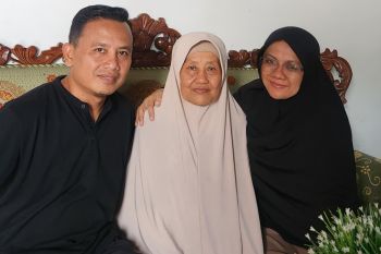 Usai menangkan Pilkada Siak, Afni Z pulang ke kampung suami di Tegal