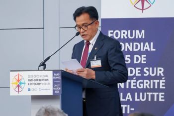 Menko Kumhamimipas tegaskan komitmen Indonesia berantas korupsi di forum OECD