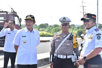 Pemkab simulasi operasional JLU Lamongan untuk arus mudik