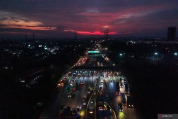 Skrining ganjil genap, Polda Banten sebar personel di gerbang tol