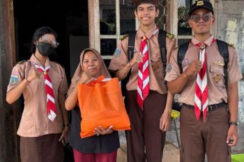 Ratusan Pramuka di Badung bantu rakyat saat mudik