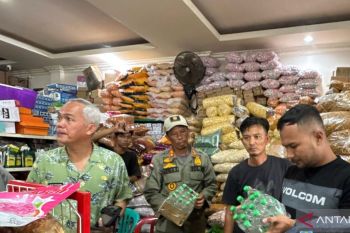 Tim gabungan sidak toko diduga jual minuman kedaluwarsa di OKU