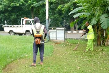 Pemkot Tangerang sediakan layanan potong rumput area shalat Idul Fitri 1446 H