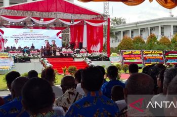 Gubernur Nawipa ingatkan pentingnya membangun Mimika dengan integritas