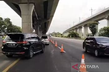 Siang ini, "contraflow" mulai KM 36 hingga KM 70 tol Jakarta-Cikampek