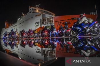 Arus mudik sepeda motor di Pelabuhan Ciwandan