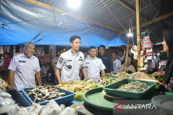 Pemkot awasi dan intervensi pasar agar harga bahan pokok di Sawahlunto tidak naik terlalu tinggi