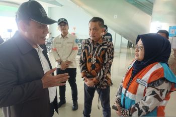 DPR RI tinjau kesiapan mudik lebaran di Pelabuhan Tanjung Perak