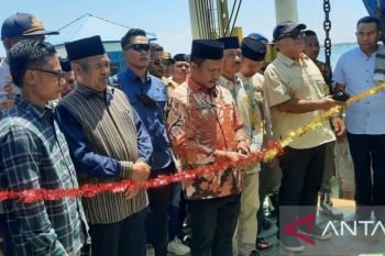Bupati Mubar resmi buka penyeberangan Feri Tondasi-Torobulu