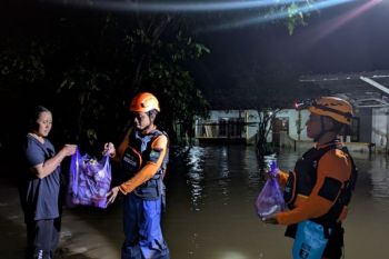 DMC Dompet Dhuafa ikut evakuasi korban dan salurkan bantuan banjir di Bantul