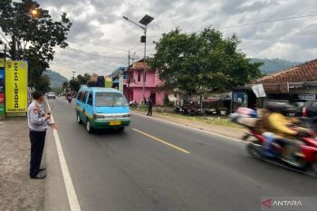 Polres Garut berlakukan sistem satu arah 15 kali di jalur nasional