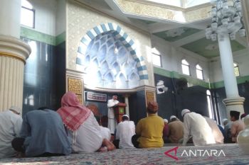 Jamaah Majelis Mujahidin Yogyakarta gelar salat Id lebih awal