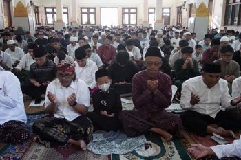 Bupati Temanggung:  Idul Fitri momentum bersatu jaga kerukunan