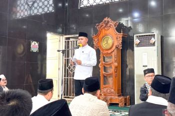 Bupati Solok sebut Lebaran mempererat tali persaudaraan