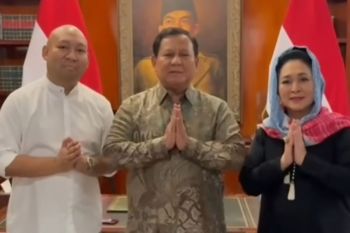 Prabowo Subianto dan Titiek kompak beri ucapan Lebaran