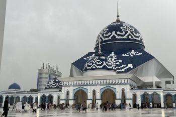 Shalat Id di Batam dialihkan ke Masjid Agung Raja Hamidah