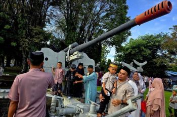 Makassar's Naval Base VI opens doors for public engagement during Eid