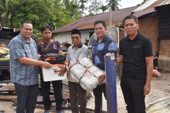 Wako Pariaman salurkan bantuan untuk korban kebakaran