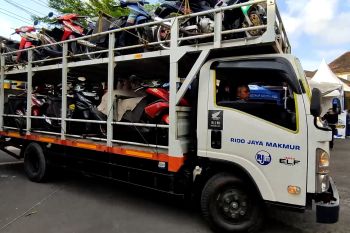 Puluhan pemudik motor ikuti program Valet Ride Polda Jateng