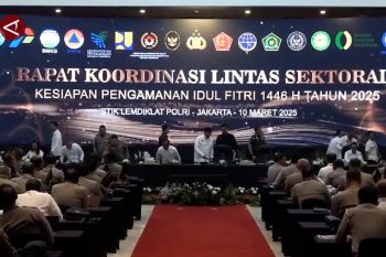 Hadapi puncak arus mudik, Polri siapkan posko hingga "hotline" bantuan