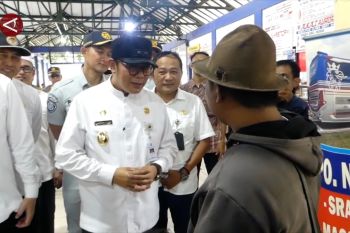 Harga tiket bus naik, Wawalkot pantau Terminal Poris Plawad