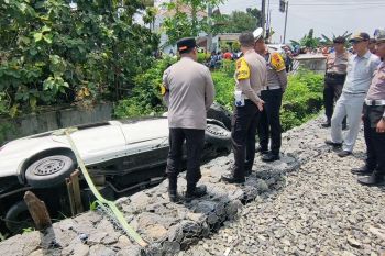 Tabrakan mobil dengan kereta Batara Kresna, empat pemudik tewas