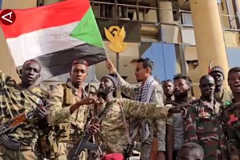 Tentara Sudan rebut istana presiden setelah pertempuran sengit