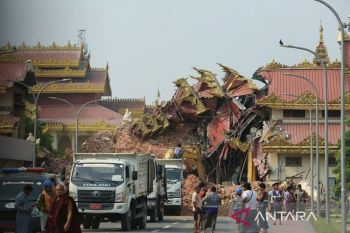 Korban tewas akibat gempa Myanmar bertambah jadi 2.719 orang