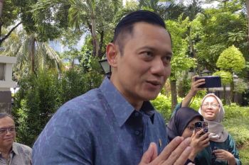 Coordinating with stakeholders for smooth Eid return flow: minister