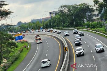 Polisi: Arus kendaraan di tol Jateng dipadati pemudik lokal