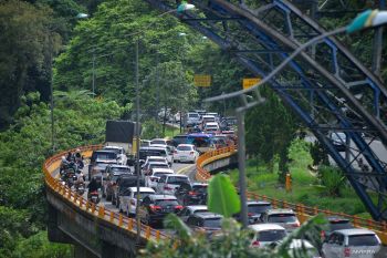 Tol Trans Sumatera jadi primadona, dilintasi 180.722 kendaraan hingga H+5 Lebaran 2025