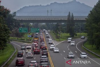Arus balik H+2 di Tol Purbaleunyi