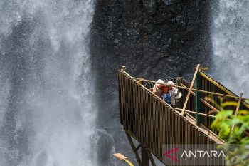 Wisata air terjun Cinulang