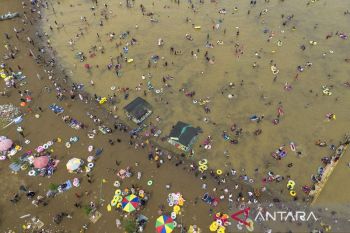 Wisata libur Lebaran di pantai utara