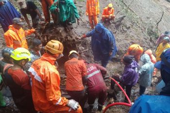 Kawasan wisata Taman Hutan Raya Raden Soerjo ditutup hingga batas waktu belum ditentukan