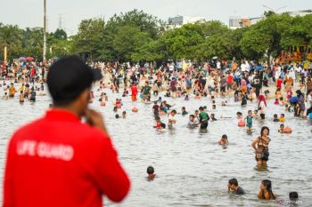 Lonjakan jumlah pengunjung Ancol diprediksi akan terjadi pada akhir pekan ini