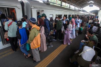 Daop 8 layani 968.214 pelanggan selama masa Angkutan Lebaran 2025