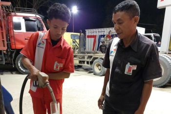 Pertamina lakukan uji sampel BBM pertalite di Labuan Bajo
