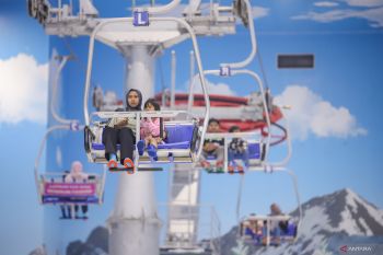 4 orang tewas akibat kabin kereta gantung jatuh di Italia selatan