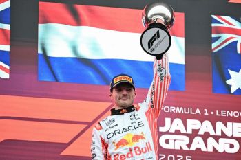Pecundangi duo McLaren, Max Verstappen juarai  GP Jepang